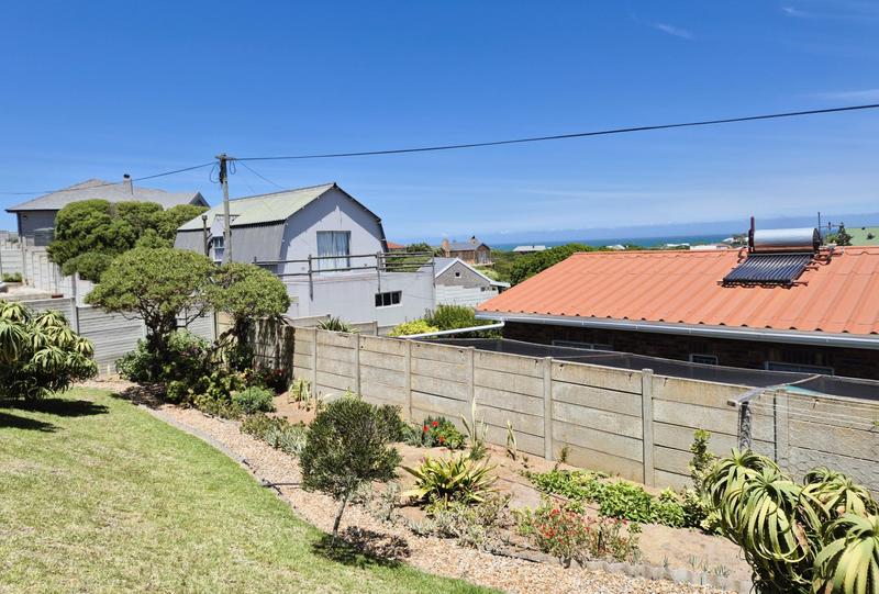 3 Bedroom Property for Sale in Kleinbaai Western Cape